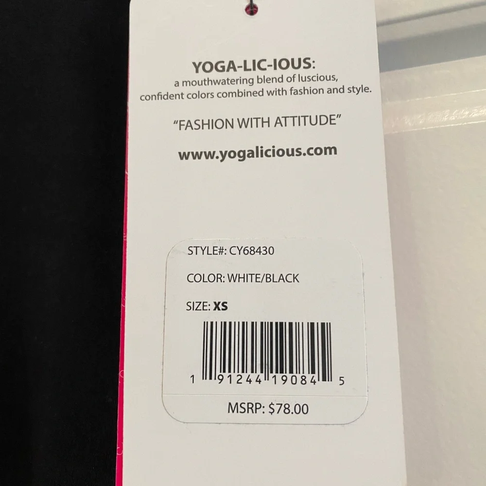 NWT -Yogalicious Women’s Leggings in Black and White- XS - Picture 2 of 5